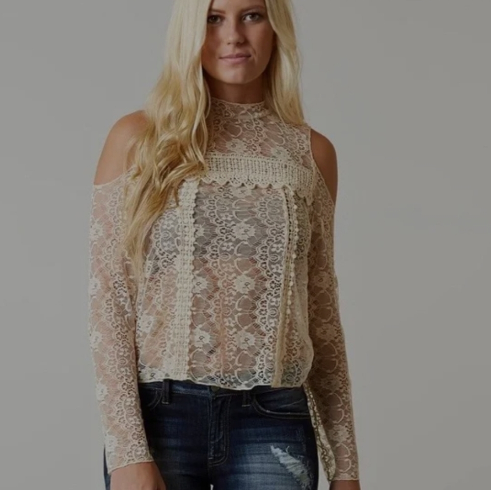 Gimmicks sheer lace top